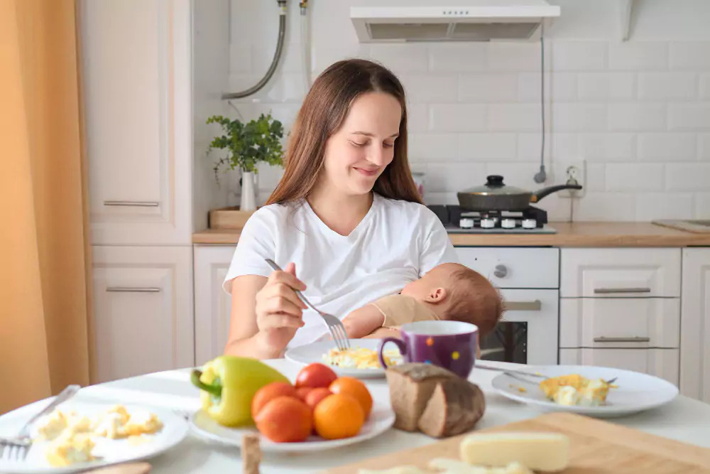 Postpartum Nutrition: What to Eat After Giving Birth